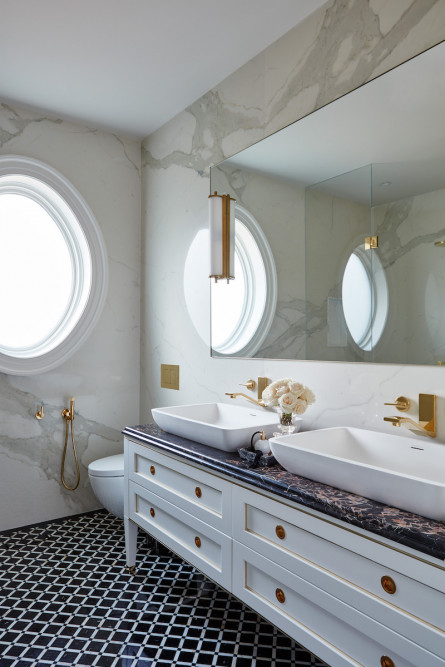 bathroom-interior-design-raised-sinks-vanity