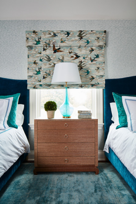 birds-swallows-window-treatment-bedroom-design