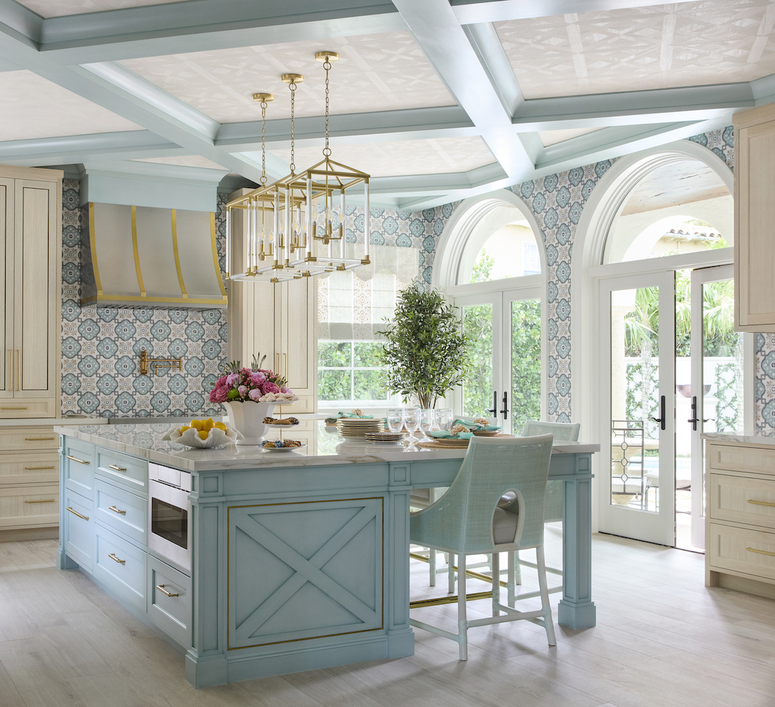blue-white-beige-kitchen-interior-design