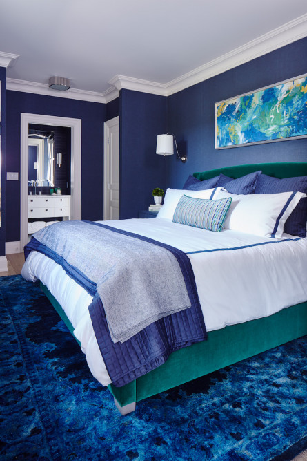 dark-blue-walls-bedroom-design-green-velour-bed