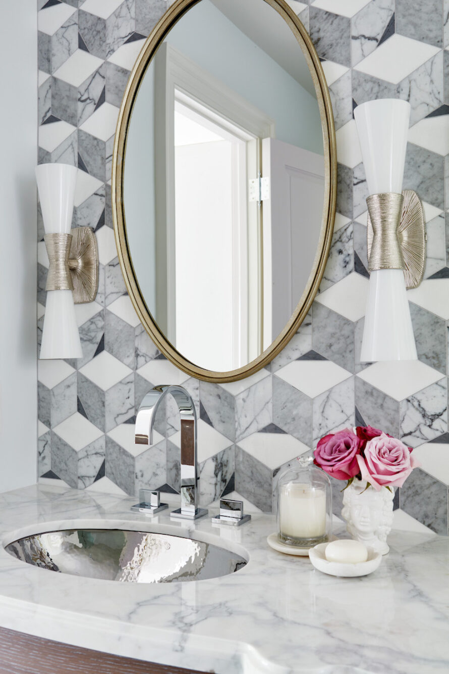goemetric-tile-backsplash-bathroom-design