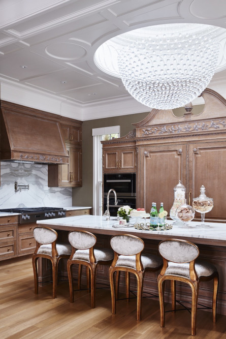 large-marble-countertop-kitchen-island-kitchen-interior-design