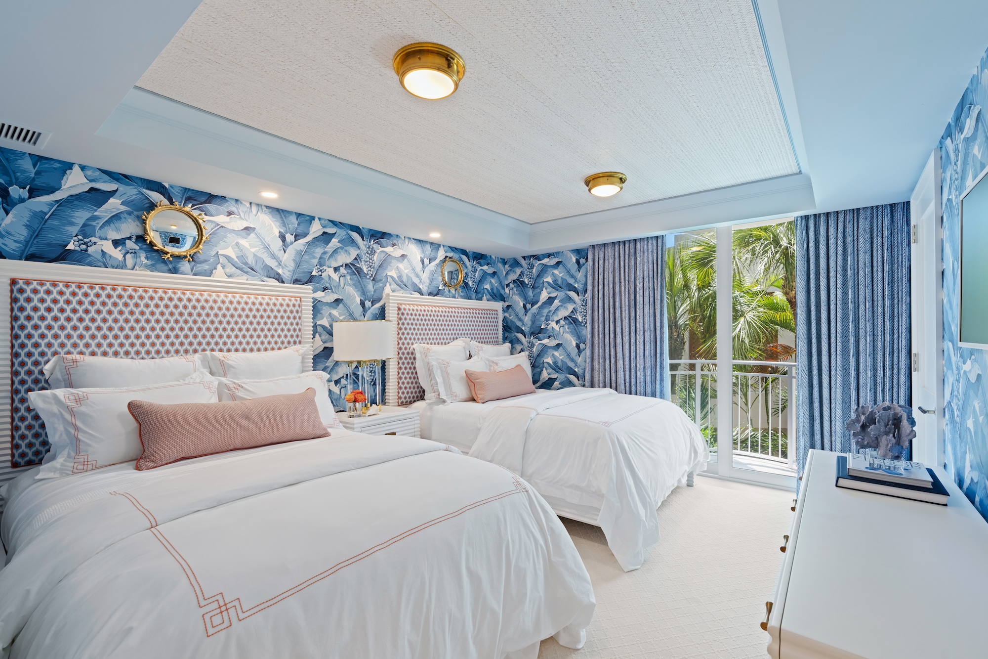 palm-beach-bedroom-design-guest-room